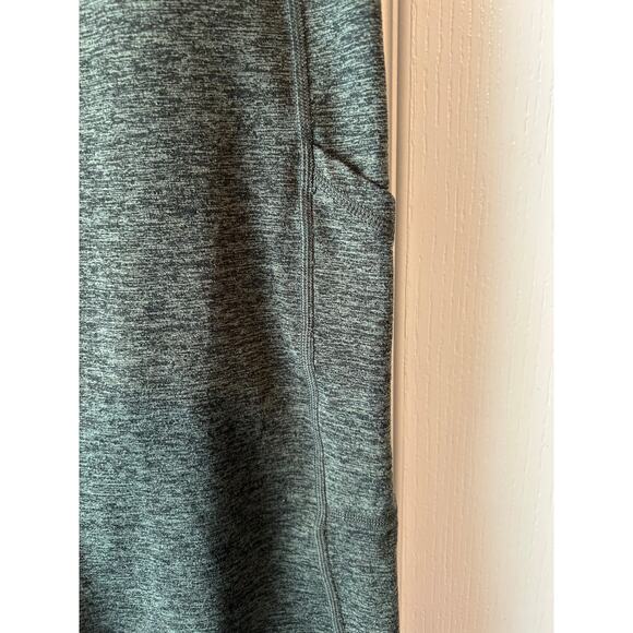 Offline by Aerie Super Soft 7/8 Leggings Forrest Green - Picture 5 of 5